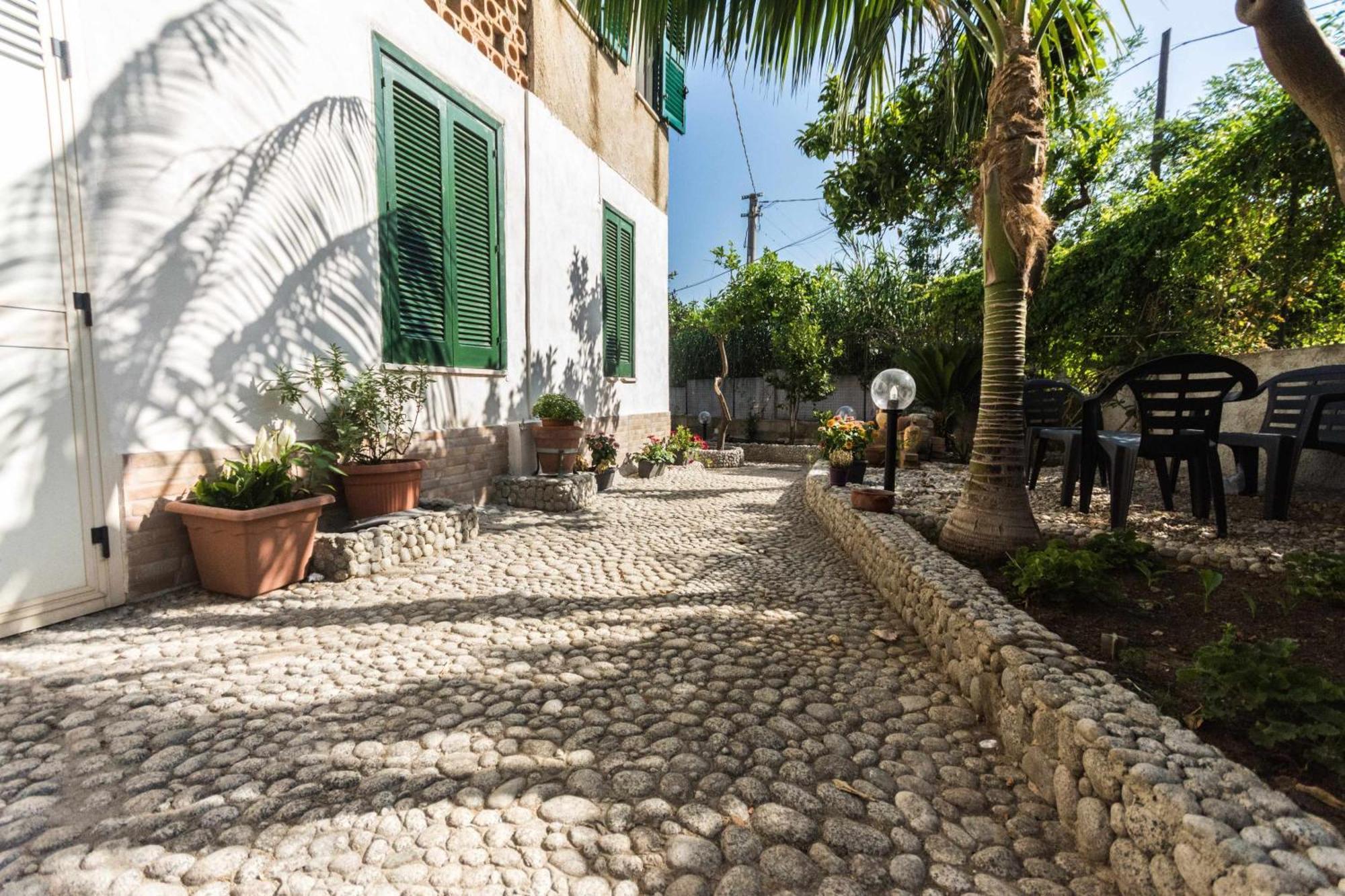 Residenza I Gechi Tropea Apartment Exterior photo